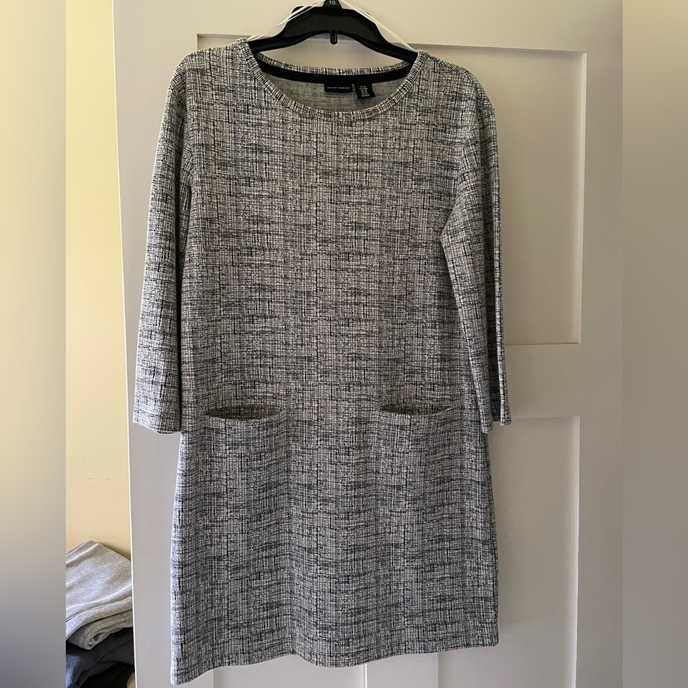 Dress with pockets!